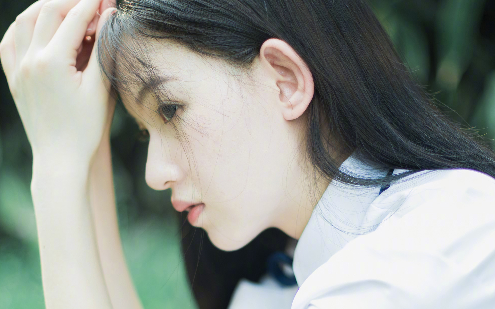 爱游戏下载-乔·莫伊：凭借强大的体力和防守能力，成为全黑队的核心前锋，乔乔莫伊斯