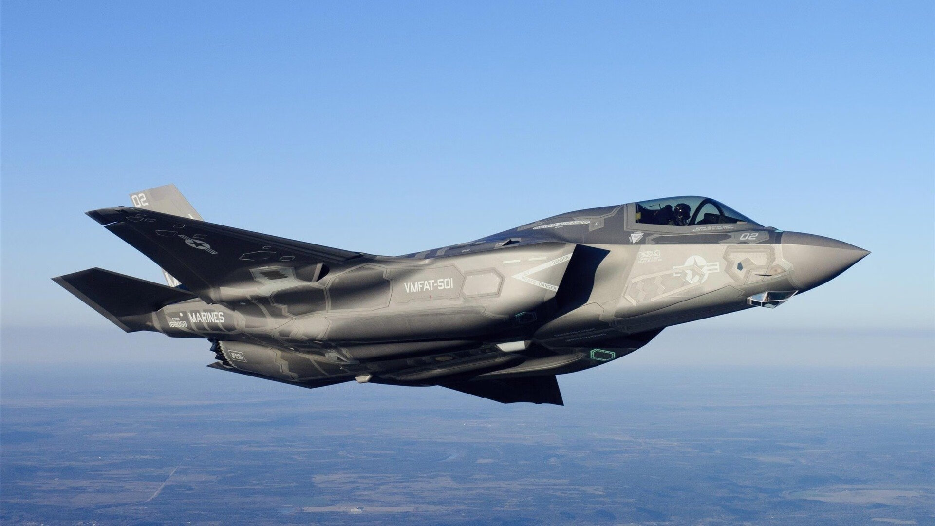 塞尔维亚男篮在欧洲锦标赛中冲击金牌,实力强劲